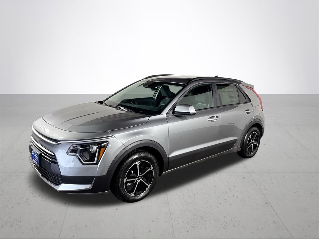 2026 Kia Niro LX photo 2