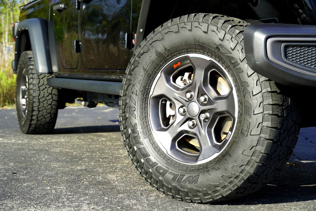 Used Car 2022 Jeep Gladiator  Rubicon For Sale Under $35,000 In Taylor, Texas