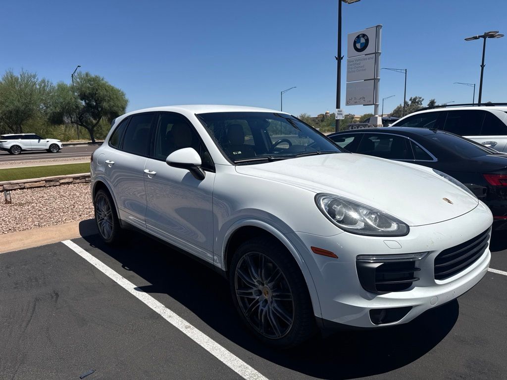 Thumbnail: 2017 Porsche Cayenne - 3