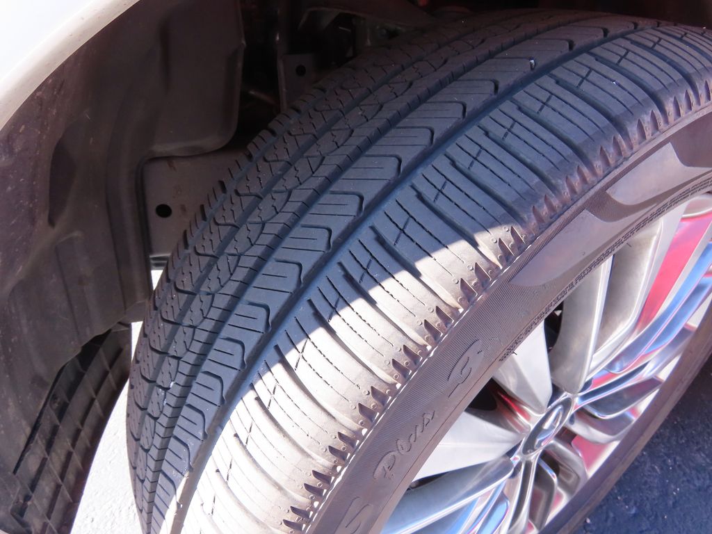 Thumbnail: 2018 INFINITI QX80 - 14