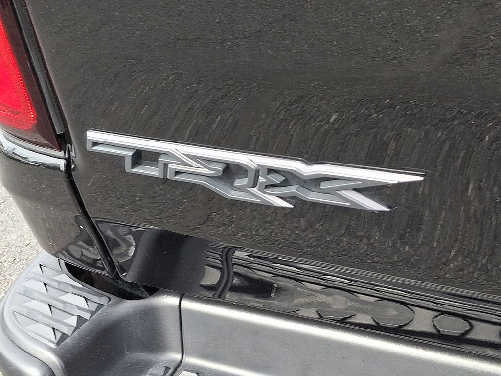 Thumbnail: 2022 RAM 1500 - 32