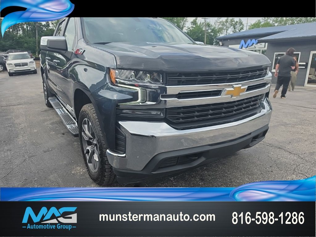 Shadow Gray Metallic 2021 Chevrolet Silverado 1500 Pickup Truck Four-Wheel Drive 8-Speed Automatic