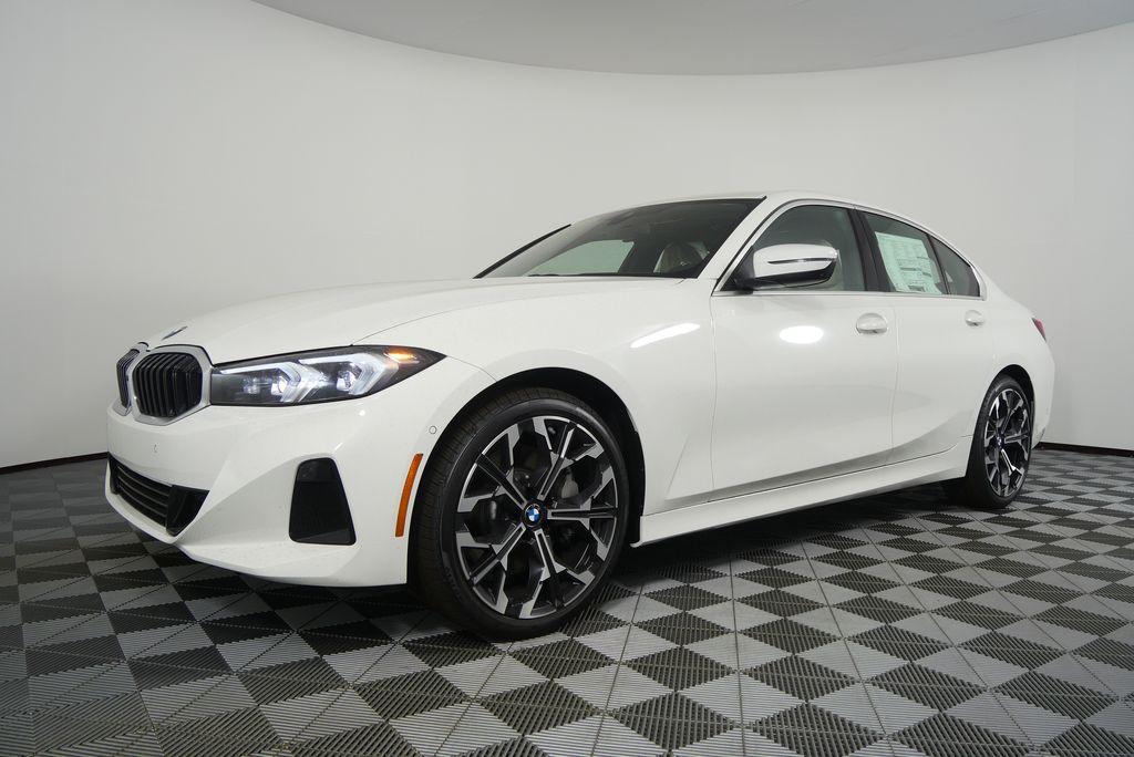 Thumbnail: 2026 BMW 3 Series - 7