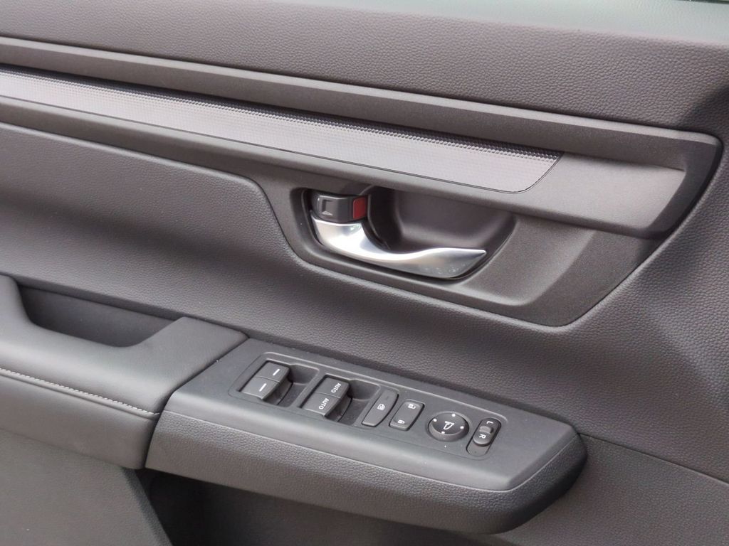 2024 Honda CR-V EX - Photo 13