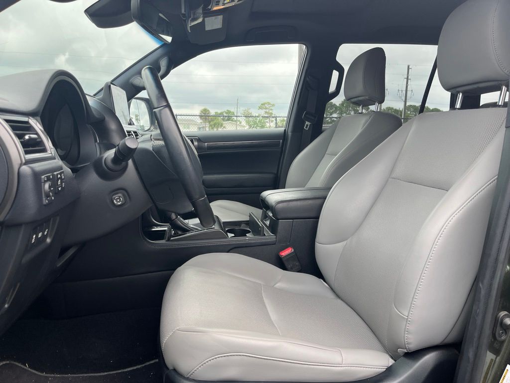 Thumbnail: 2023 Lexus GX - 11