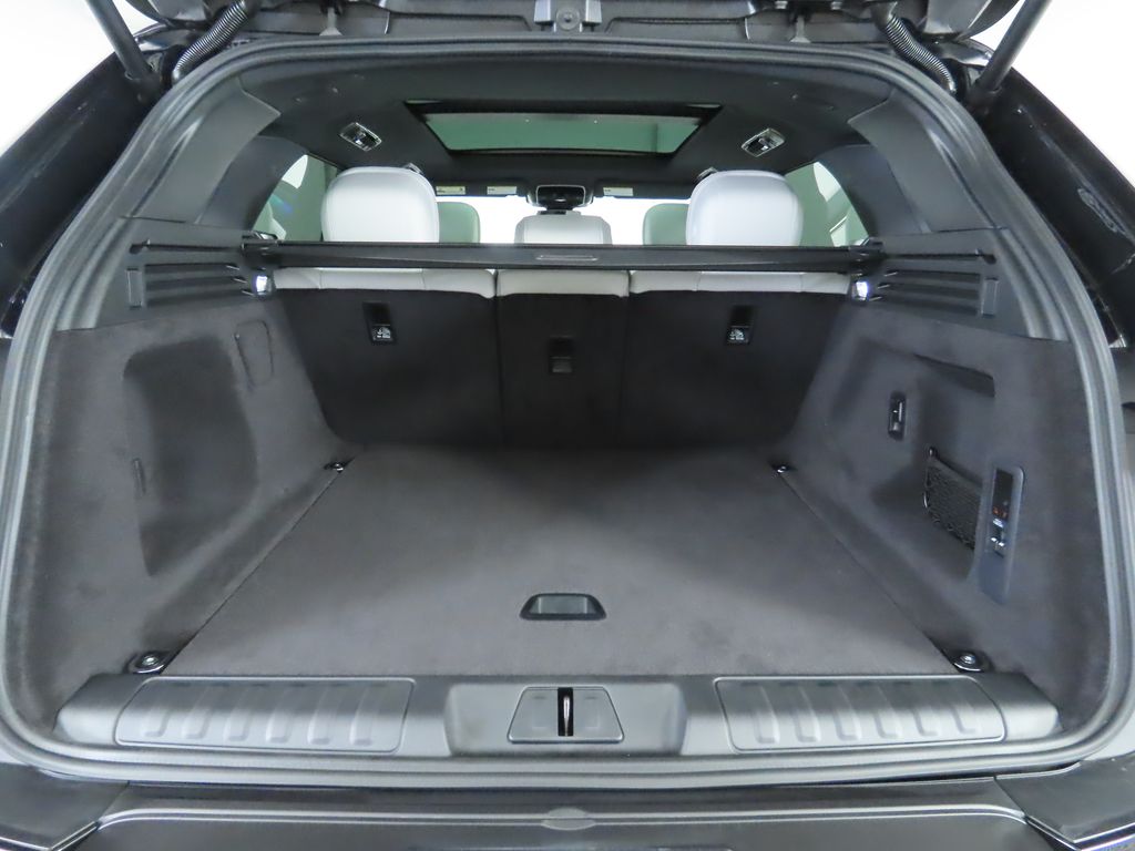 Thumbnail: 2025 Land Rover Range Rover Sport - 30