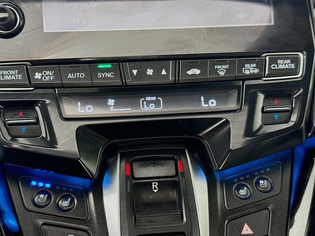 Used Car 2018 Honda Odyssey  Elite For Sale Under $20,000 In Austin, Texas