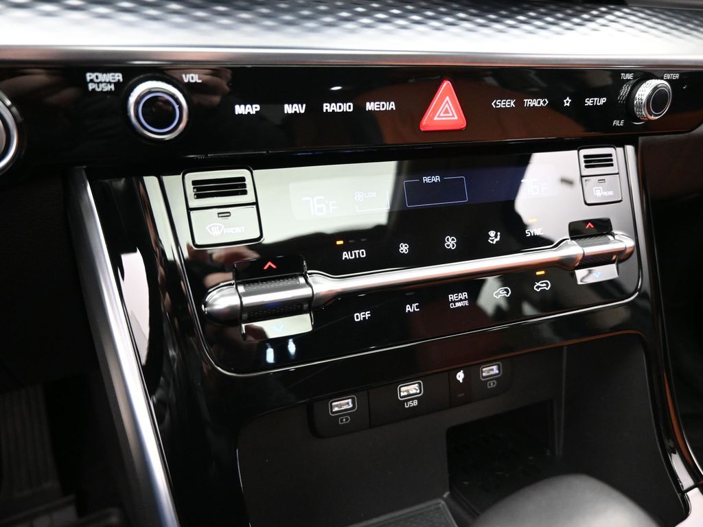 2024 Kia Carnival MPV SX Prestige