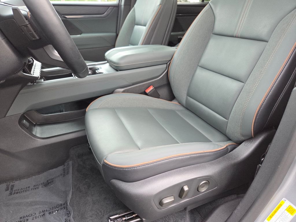 Used 2024 Silver GMC AT4 image 34