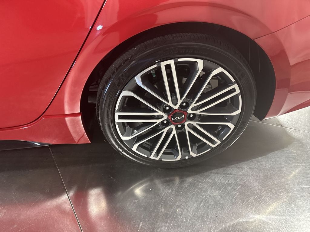 2024 Kia Forte GT photo 11