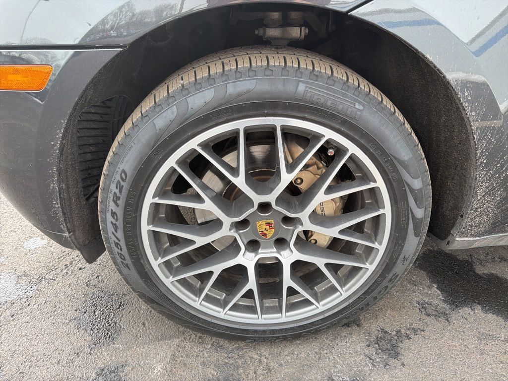 Thumbnail: 2017 Porsche Macan - 10