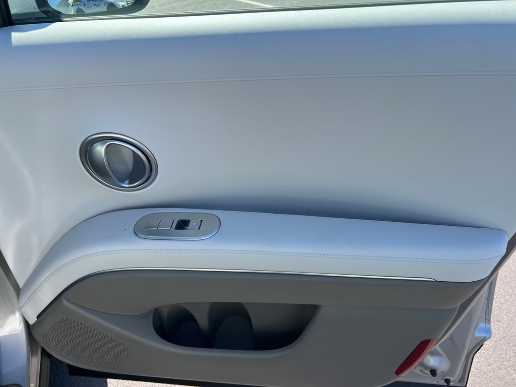 New 2026 Silver Hyundai SEL image 16