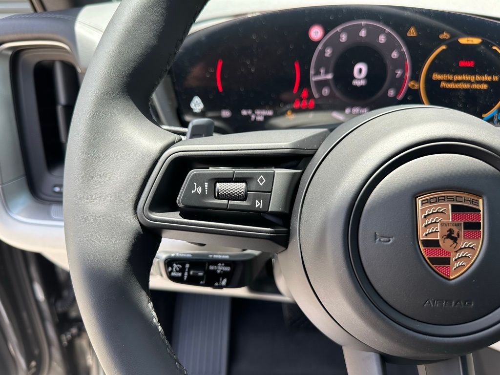 Thumbnail: 2025 Porsche Cayenne - 20