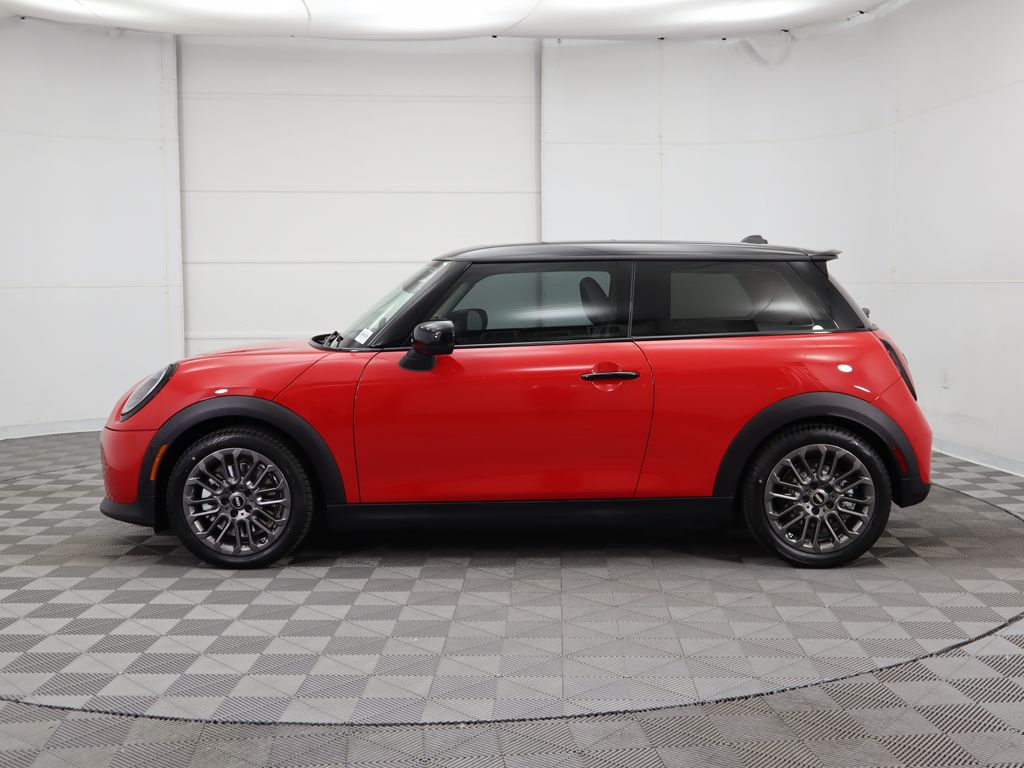 2025 MINI Cooper S 8