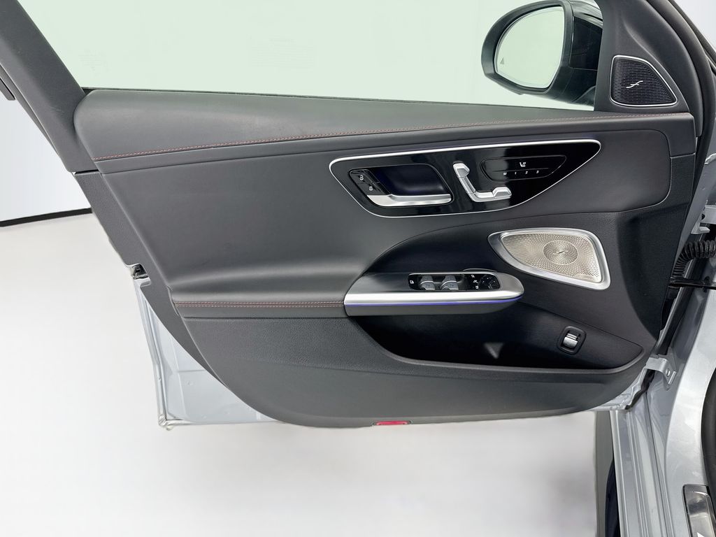 Thumbnail: 2023 Mercedes-Benz C-Class - 23