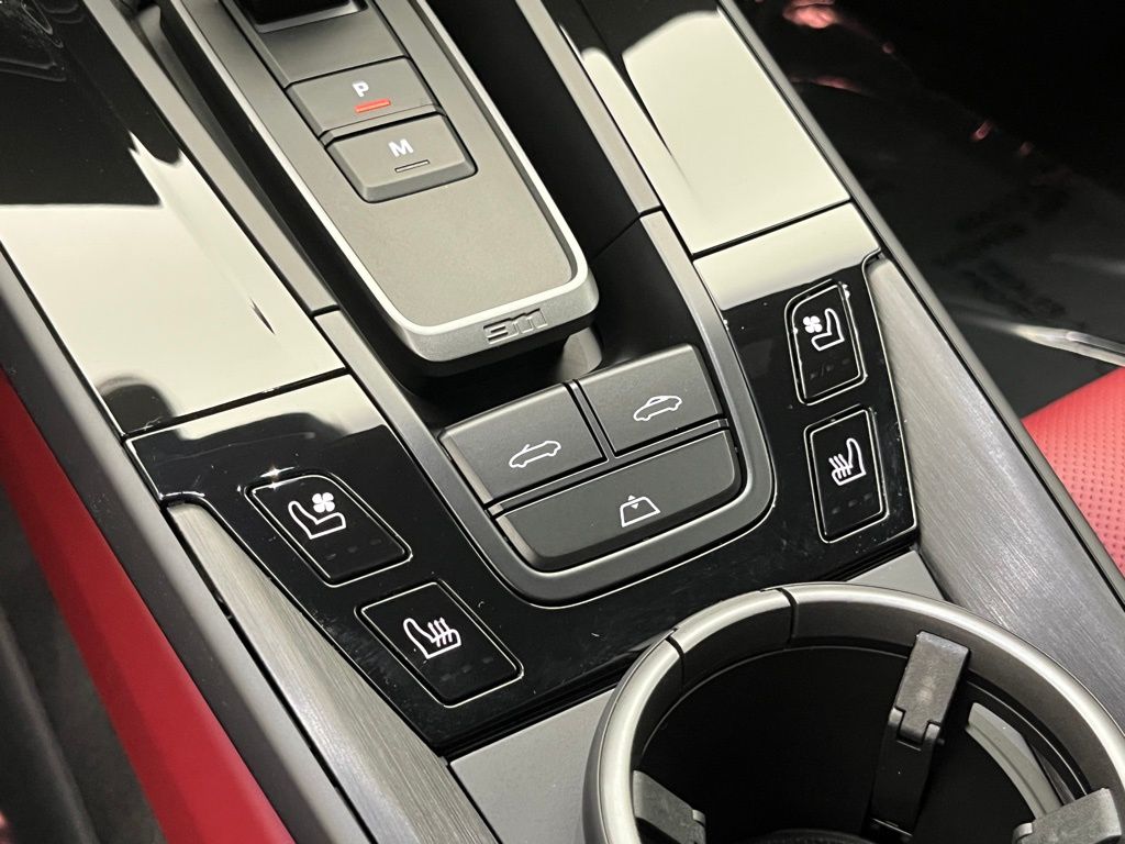 Thumbnail: 2026 Porsche 911 - 16