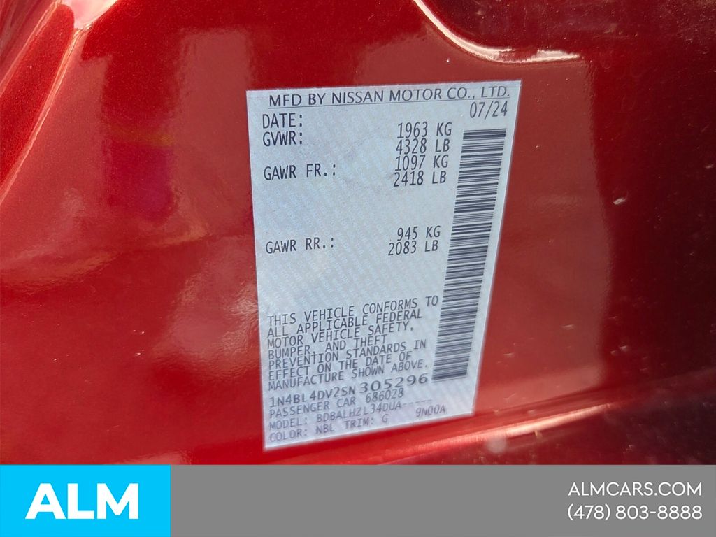 Used 2025 Red Nissan 2.5 SV image 5