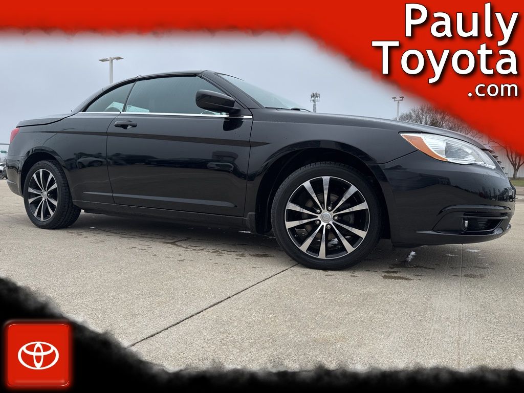 2011 Chrysler 200 S Convertible FWD