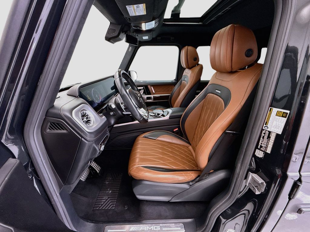 Thumbnail: 2021 Mercedes-Benz G-Class - 18