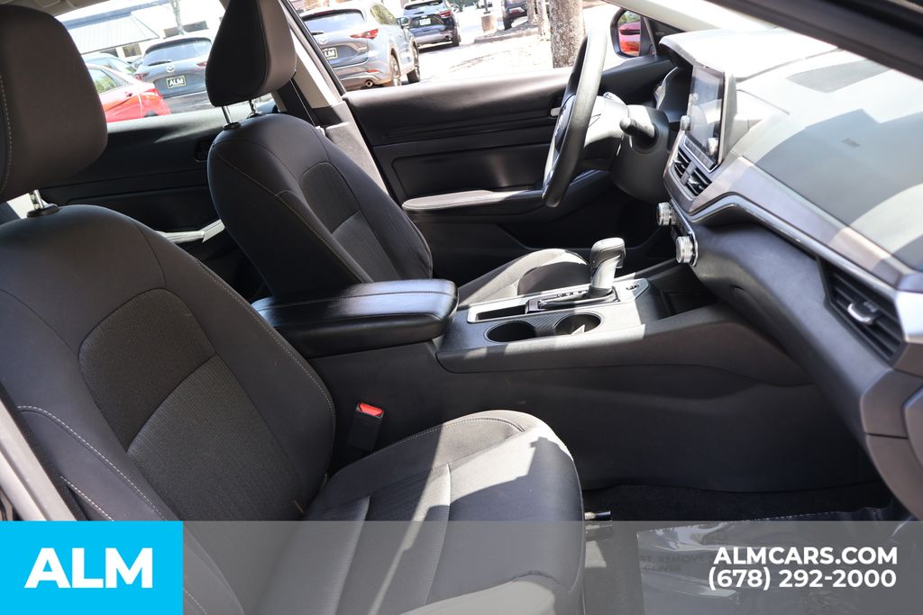 Used 2025 Black Nissan 2.5 SV image 26