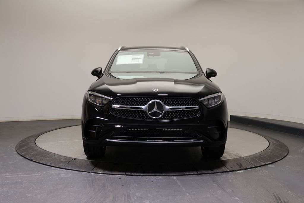 Thumbnail: 2026 Mercedes-Benz GLC - 2