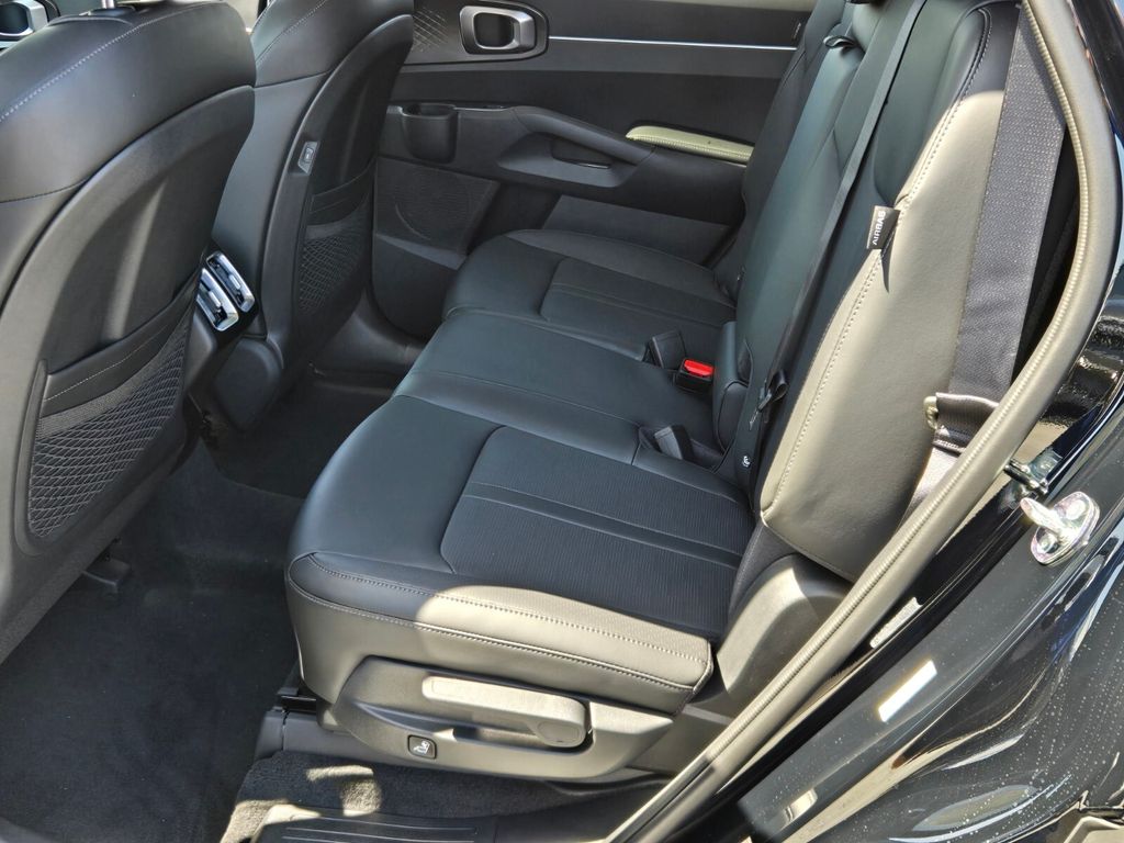 2026 Kia Sorento - $33,619
