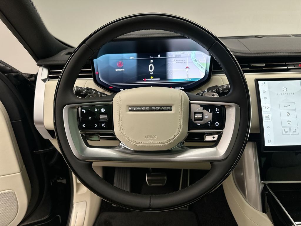 Thumbnail: 2025 Land Rover Range Rover - 14