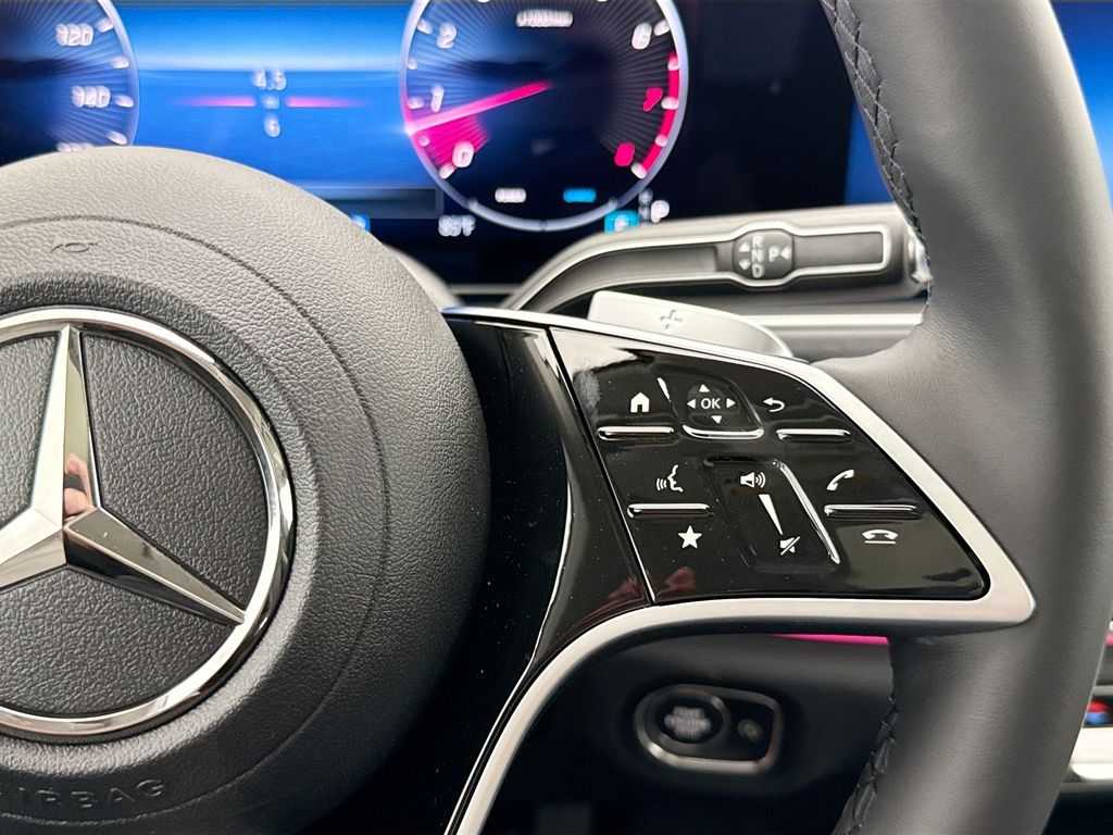 Thumbnail: 2026 Mercedes-Benz GLE - 12