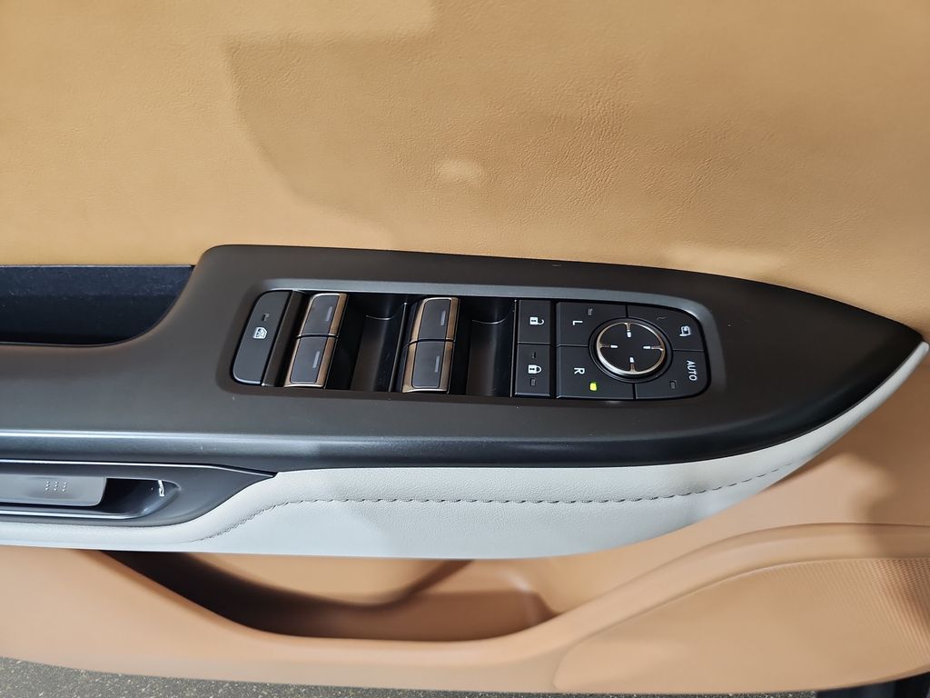 New 2026  Lexus 450e Premium image 27
