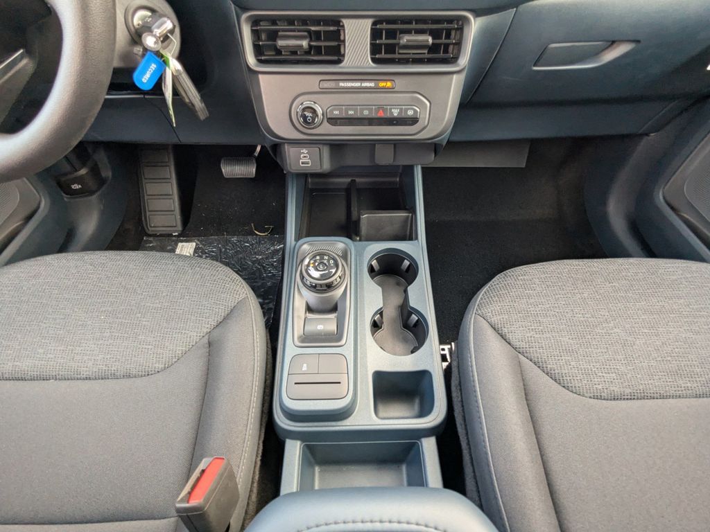 2025 Ford Maverick XL