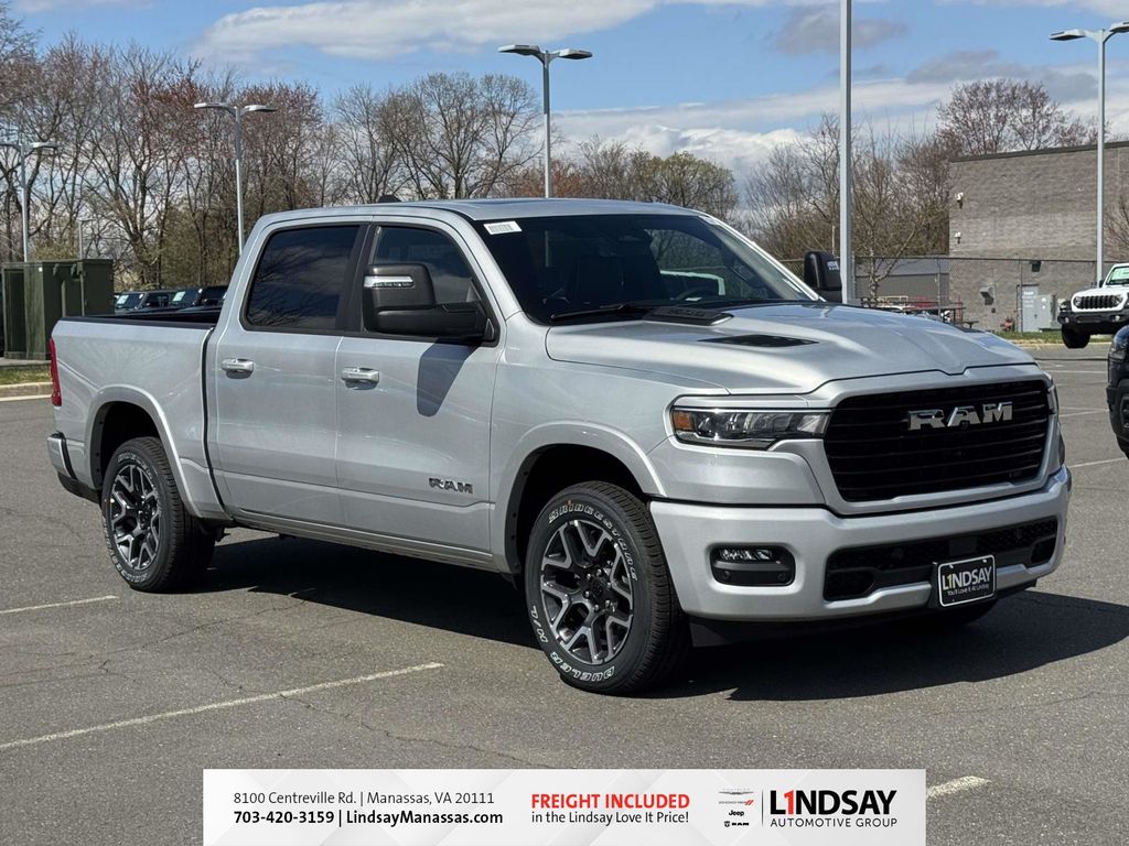 2026 RAM 1500 Laramie Crew Cab 4WD