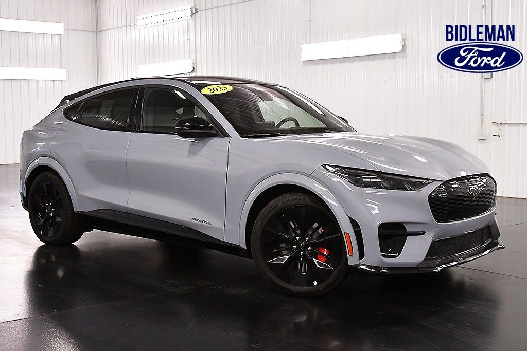 2025 Ford Mustang Mach-E GT AWD