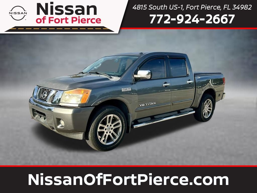 2013 Nissan Titan SL Crew Cab 4WD