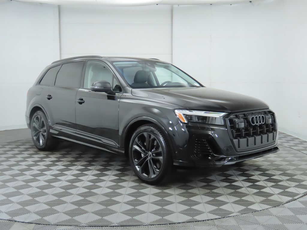 Thumbnail: 2025 Audi Q7 - 3