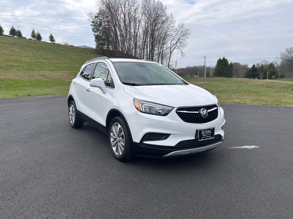 Summit White 2017 Buick Encore Preferred FWD SUV / Crossover Front-Wheel Drive 6-Speed Automatic Overdrive