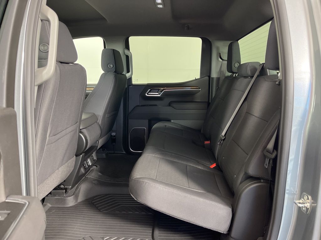 Thumbnail: 2026 Chevrolet Silverado 1500 - 21