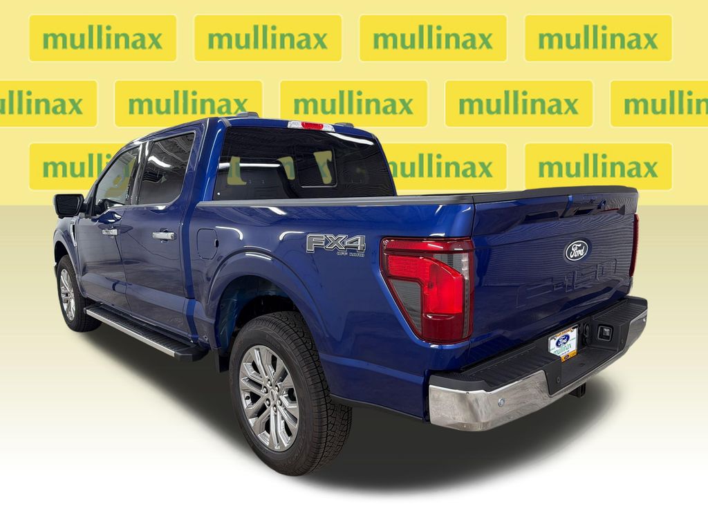 New 2026 Blue Ford XLT image 9