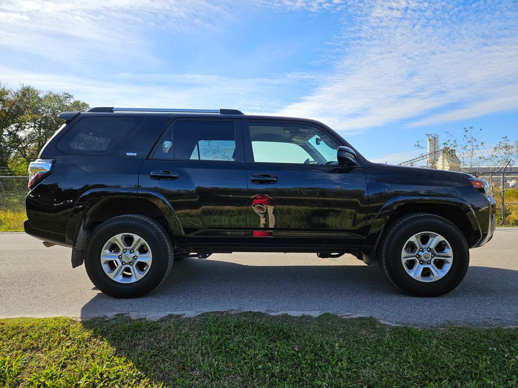 2024 Toyota 4Runner SR5 6