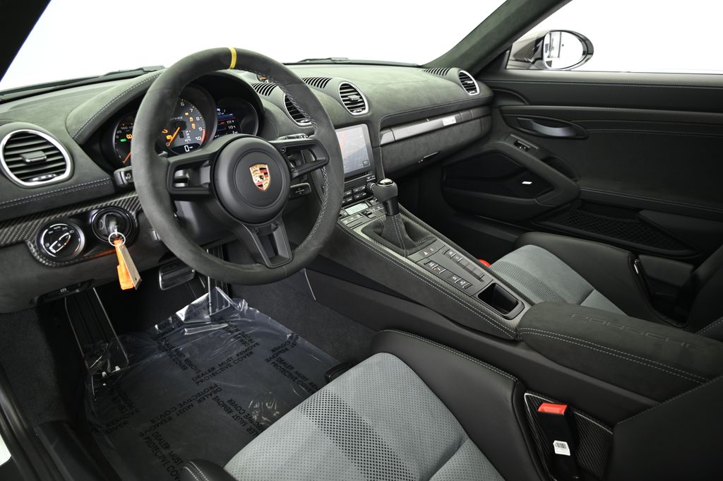 2023 Porsche 718 Cayman GT4 RS 30