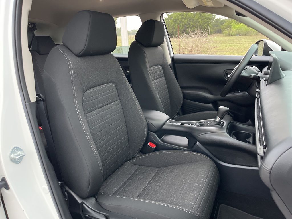2024 Honda HR-V LX 27