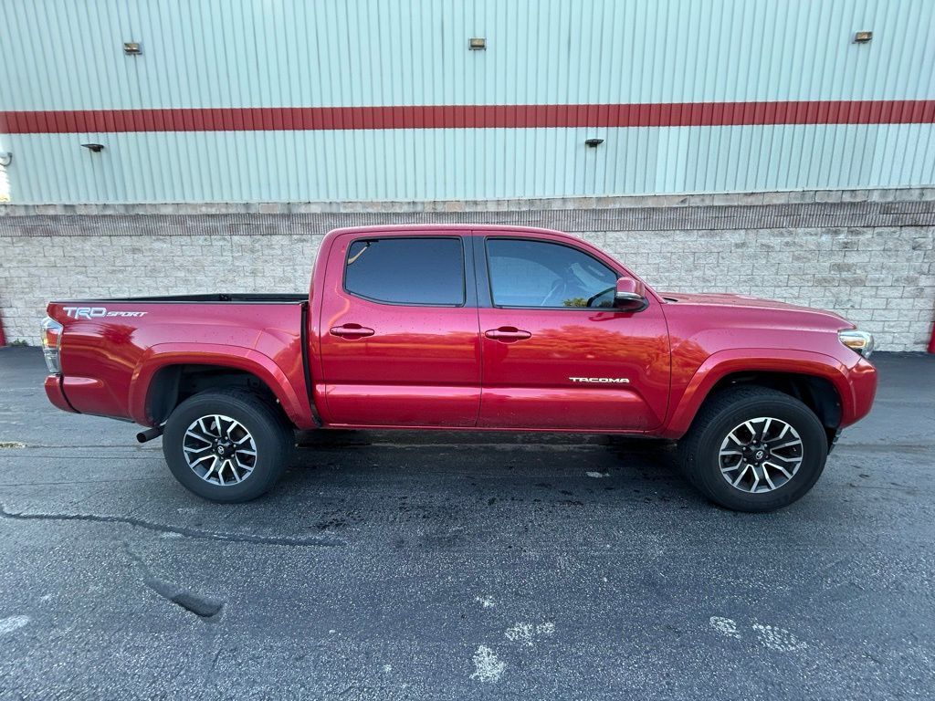 Thumbnail: 2020 Toyota Tacoma - 6
