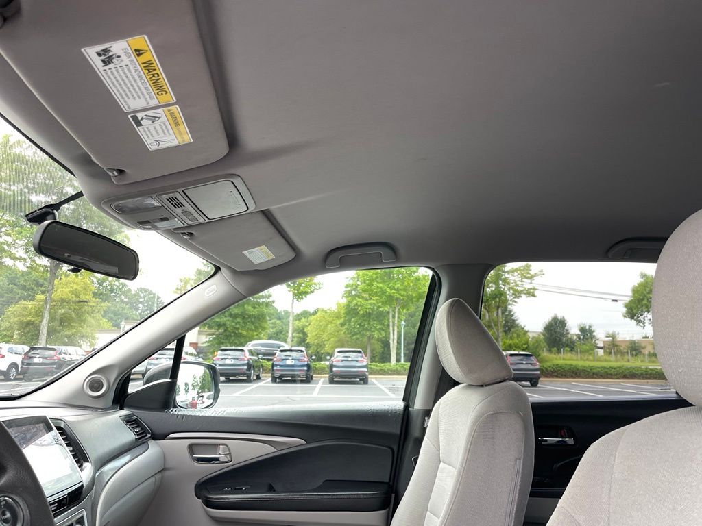 Thumbnail: 2018 Honda Pilot - 28