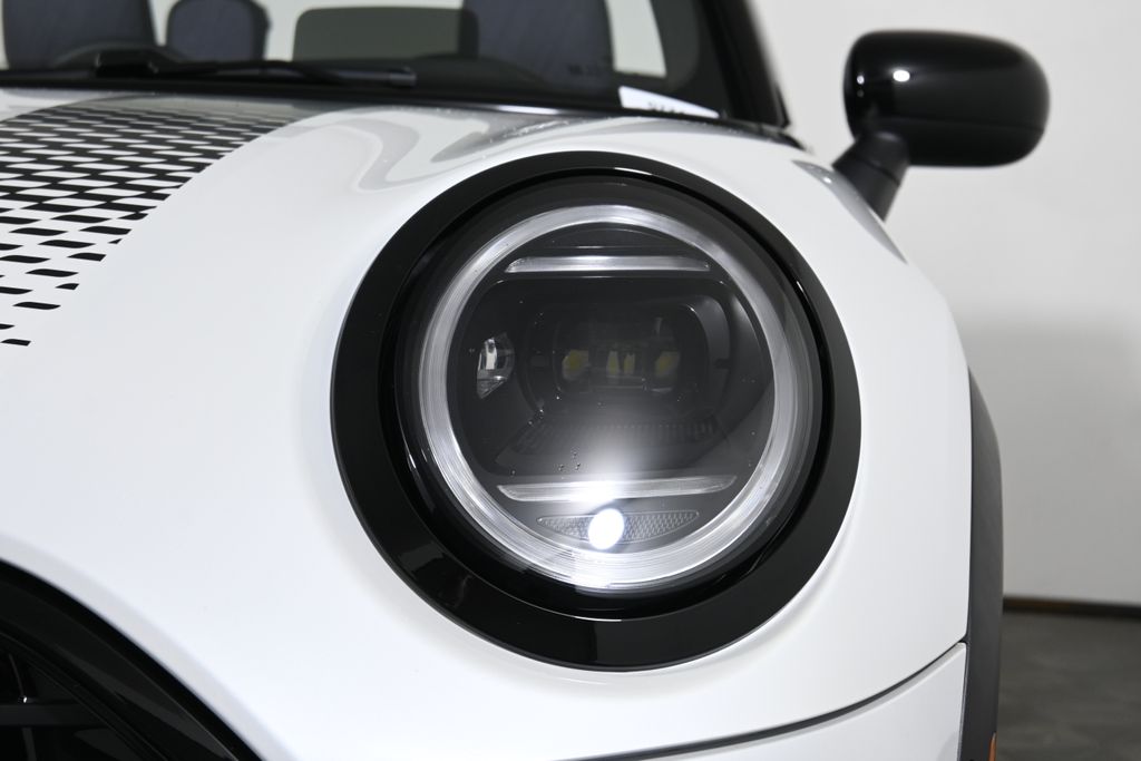 Thumbnail: 2026 MINI Cooper - 17