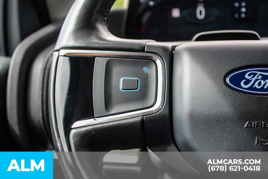 Used 2025 Silver Ford Platinum image 29