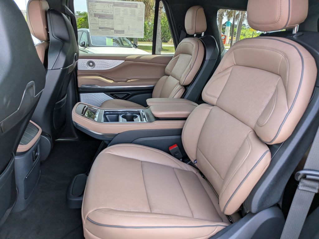 2026 Lincoln Navigator Black Label