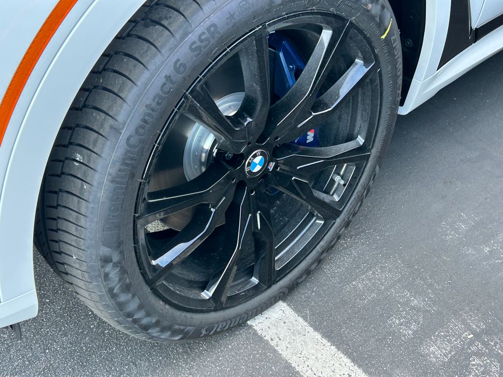 Thumbnail: 2026 BMW X7 - 3