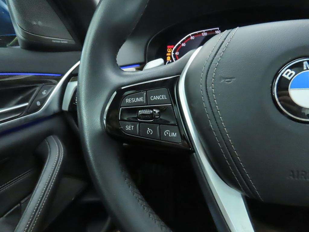 Thumbnail: 2023 BMW 5 Series - 11