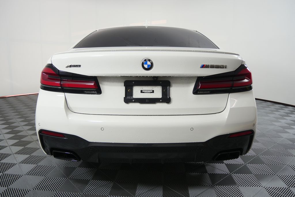 Thumbnail: 2022 BMW 5 Series - 4