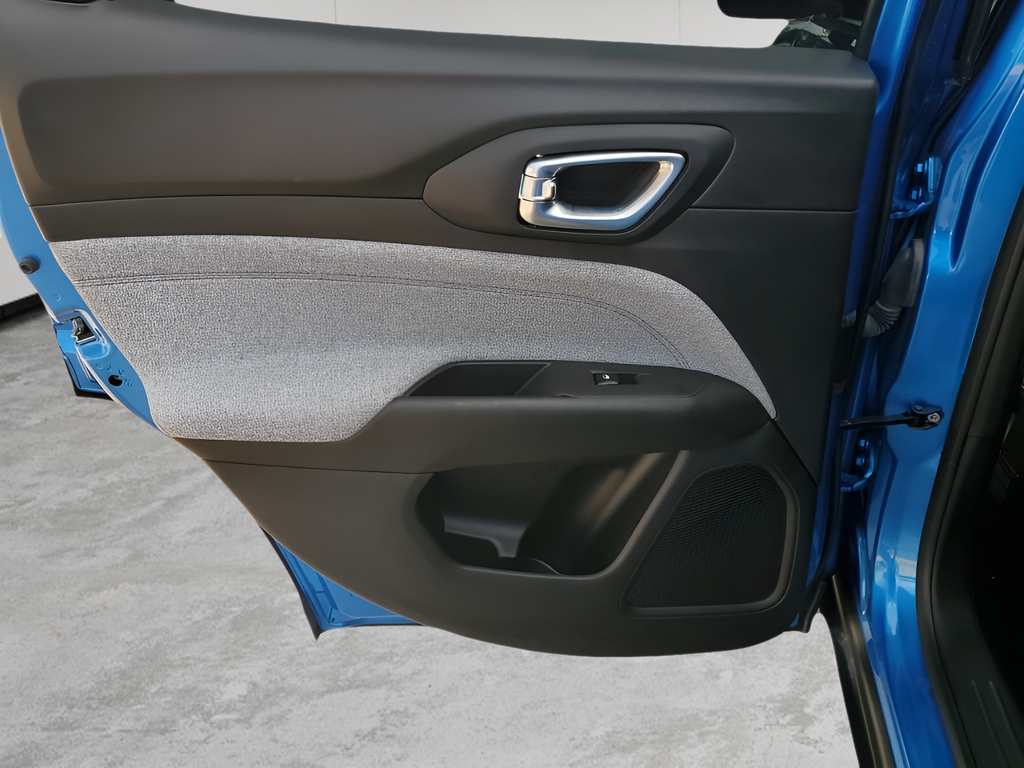 Used Car 2025 Jeep Compass  Latitude For Sale Under $25,000 In Austin, Texas