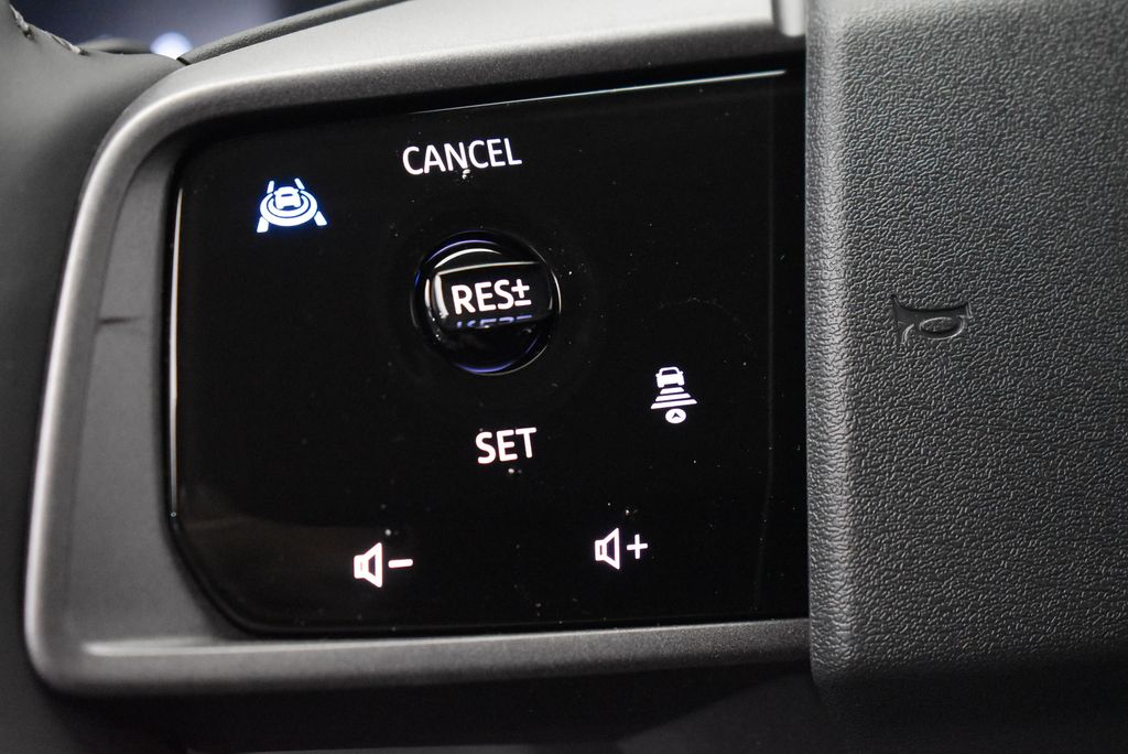 2025 Nissan Murano SV 17
